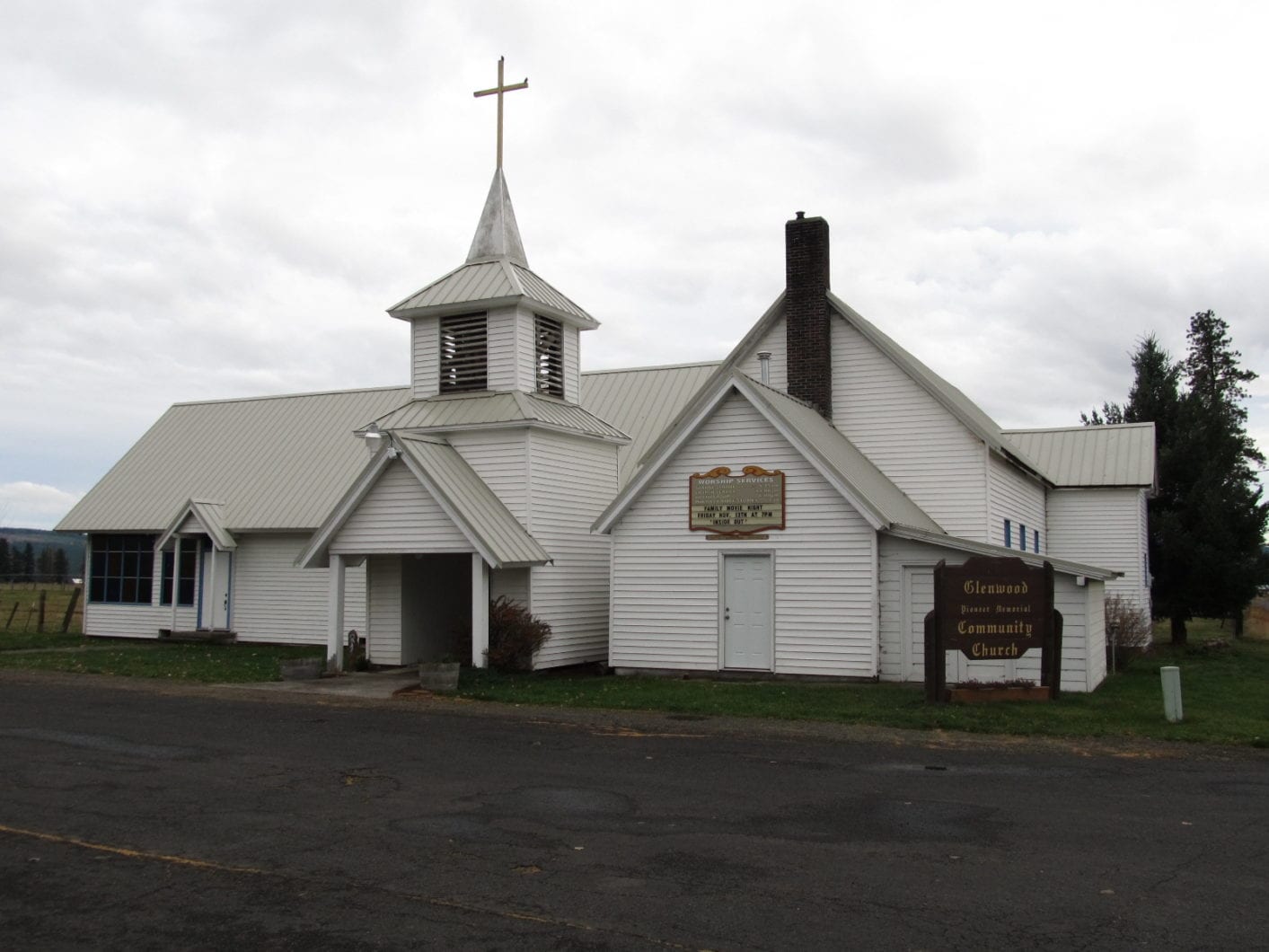 Pioneer Memorial Community Church VM Churches